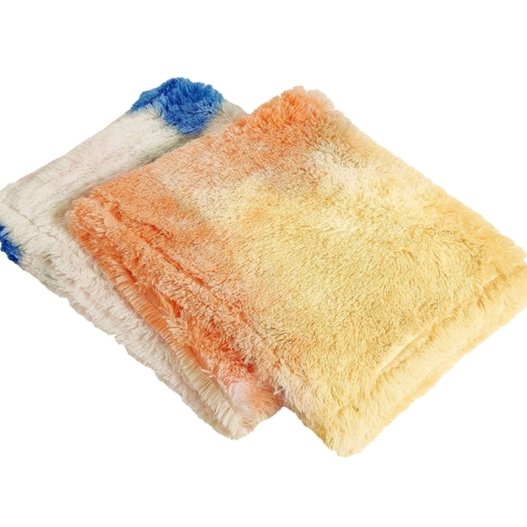 Makers Collective NWT Faux Fur Tie Dye Throw Blanket - Picture 3 of 7